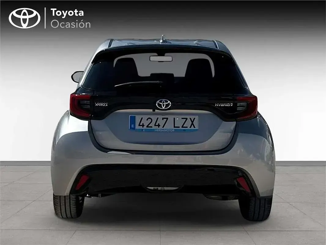 Usado Toyota Yaris Style 116 CV (85 kW) 2022 Utilitario