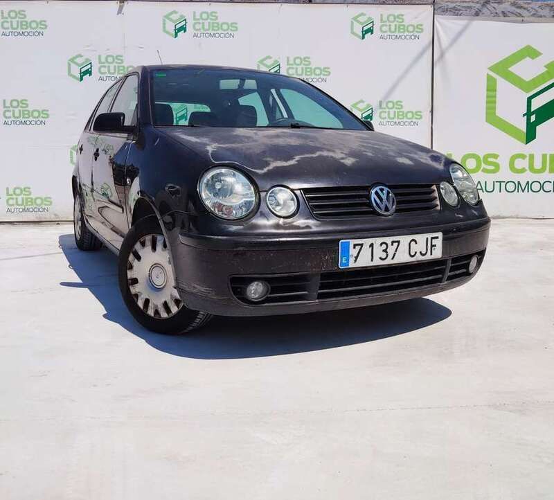 Negro Usado 2003 VW Polo Trendline Utilitario | 2199 € (Precio justo) - Imagen 1/4