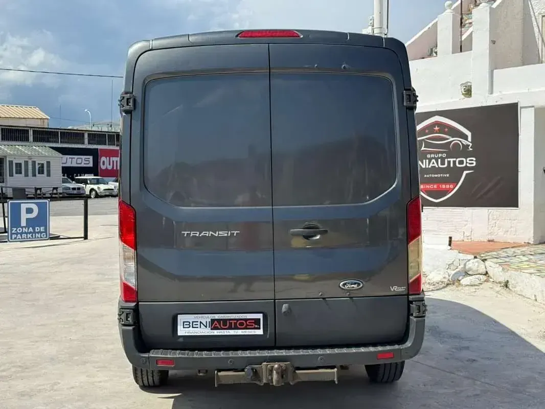 Usado Ford Transit Trend 155 CV (114 kW) 2015 Gris Van