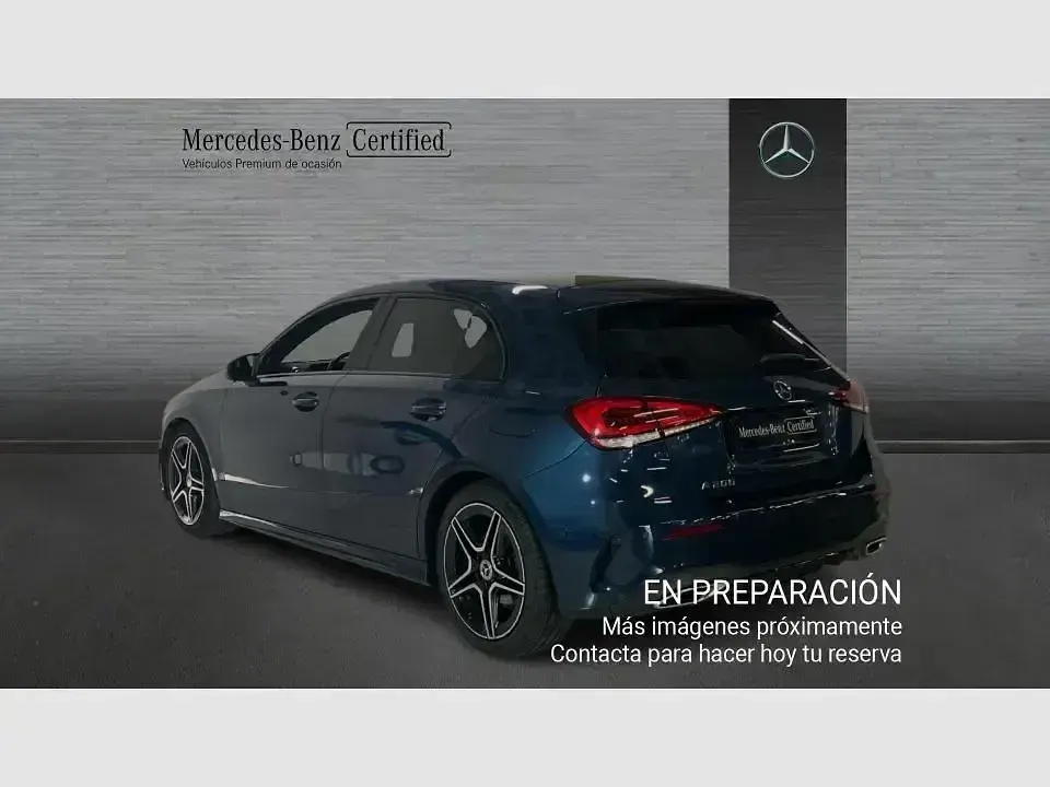 Usado Mercedes A200 163 CV (119 kW) 2022 Azul Berlina
