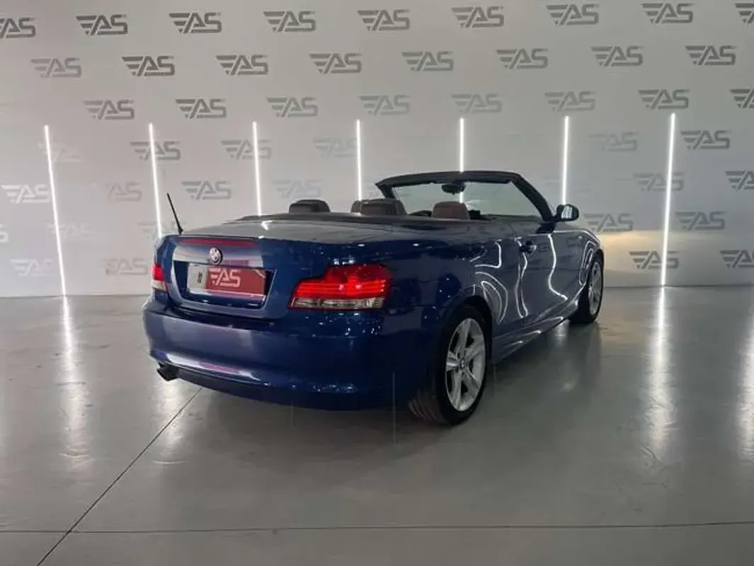 Usado BMW 120 Cabriolet 170 CV (125 kW) 2009 Azul Descapotable