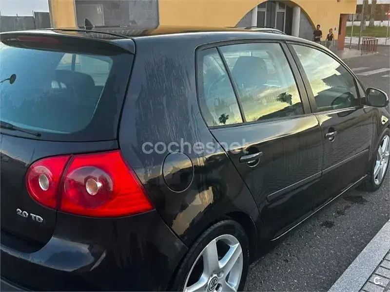 Usado VW Golf IV Highline 140 CV (102 kW) 2006 Negro Berlina