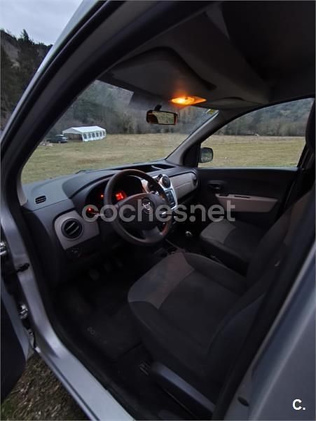 Usado Dacia Dokker 90 CV (66 kW) 2015 Gris / plata Monovolumen