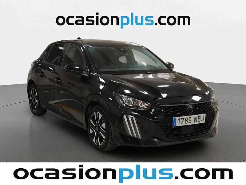 Usado Peugeot 208 Allure 100 CV (73 kW) 2025 Negro Utilitario