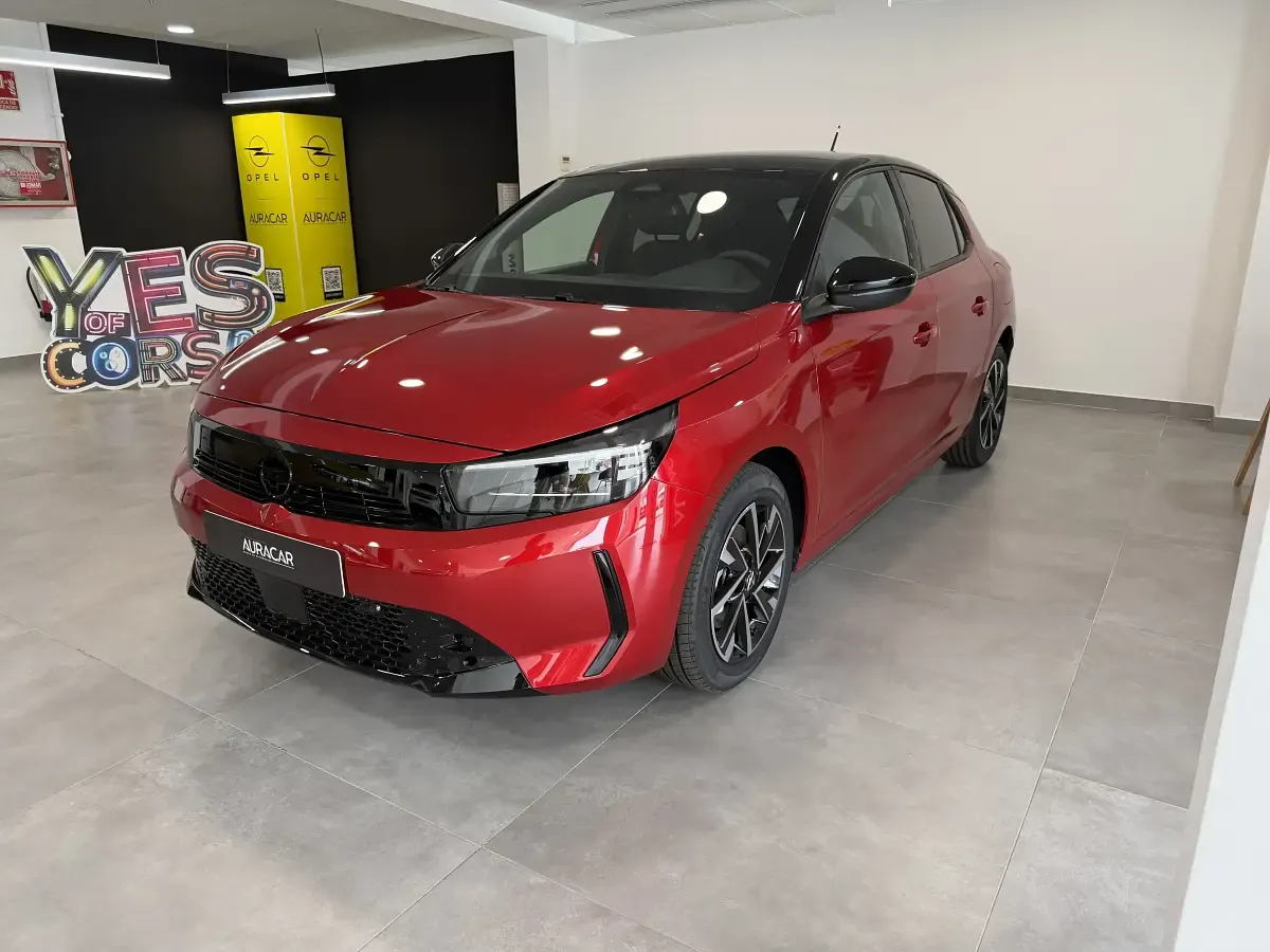 Nuevo Opel Corsa 100 CV (73 kW) 2026 Rojo Berlina