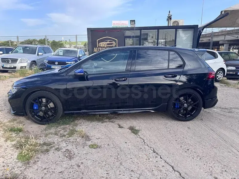 Usado VW Golf VIII R 333 CV (244 kW) 2024 Negro Berlina