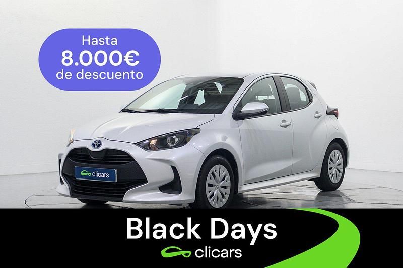 Blanco Usado 2023 Toyota Yaris Hybrid Active Berlina | 17.490 € (Buen precio) - Imagen 1/4