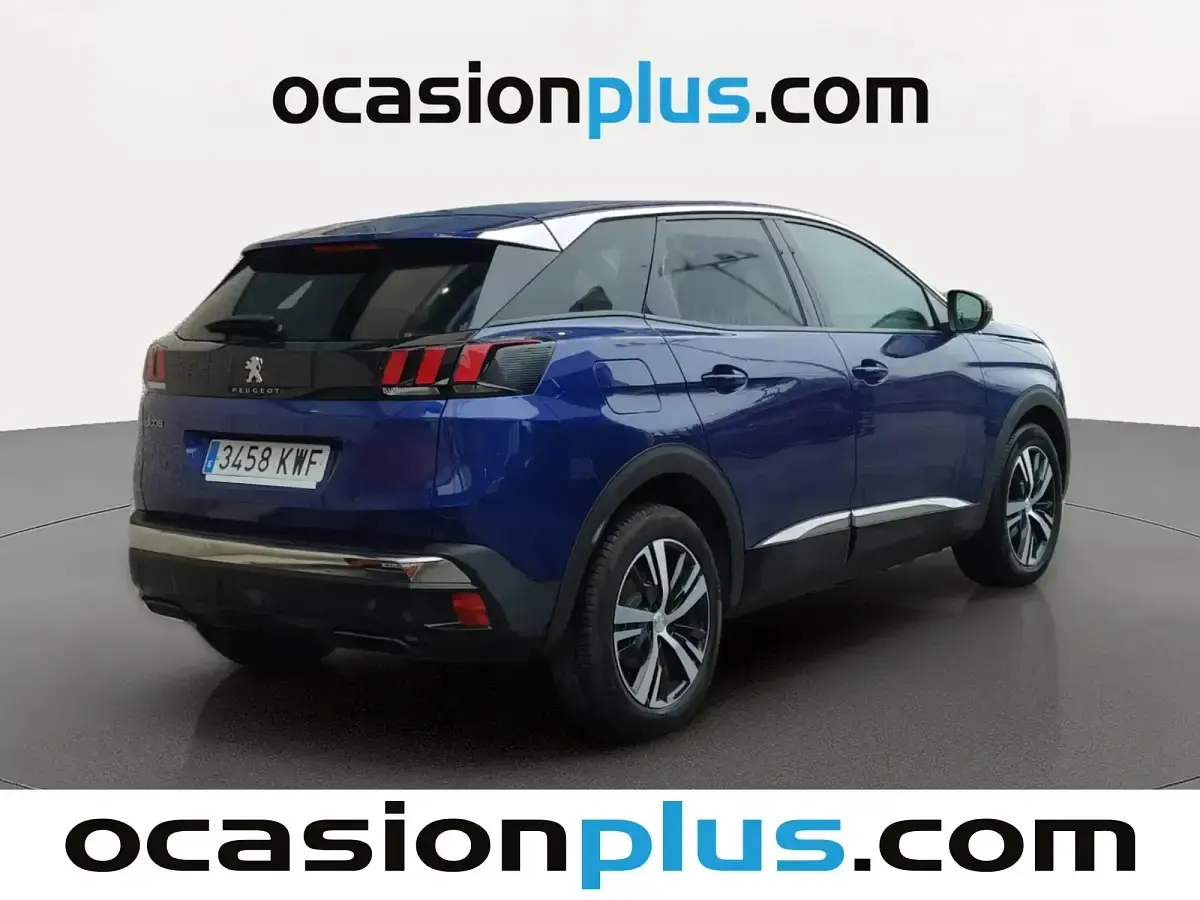 Usado Peugeot 3008 Allure 130 CV (95 kW) 2019 Azul SUV