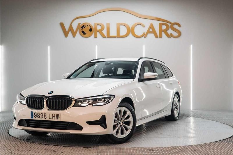 Usado BMW 318 M Sport 151 CV (111 kW) 2020 Blanco Familiar