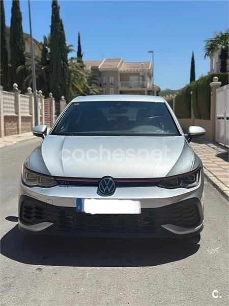 Gris / plata Usado 2023 VW Golf VIII GTI Clubsport Berlina | 36.999 € (Buen precio) - Imagen 1/4