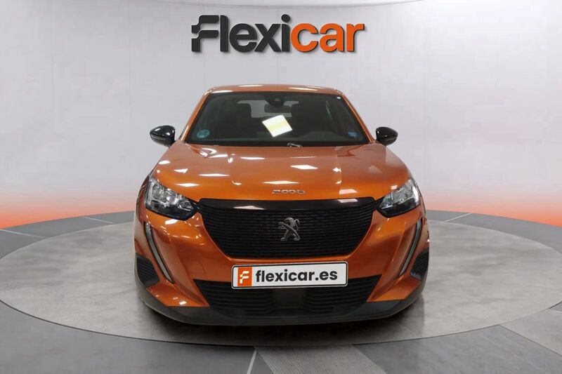 Usado Peugeot 2008 Active 101 CV (74 kW) 2023 Naranja SUV