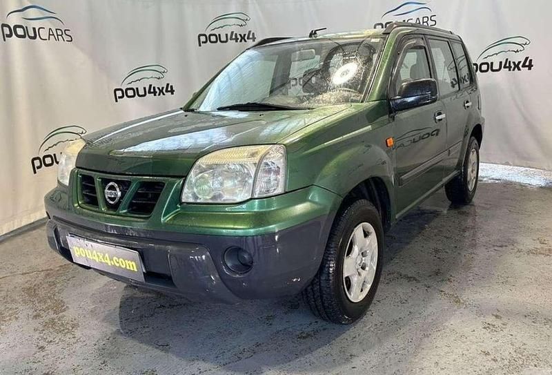 Käytetty Nissan X-Trail Comfort 114 HP (83 kW) 2002 Vihreä Katumaasturi
