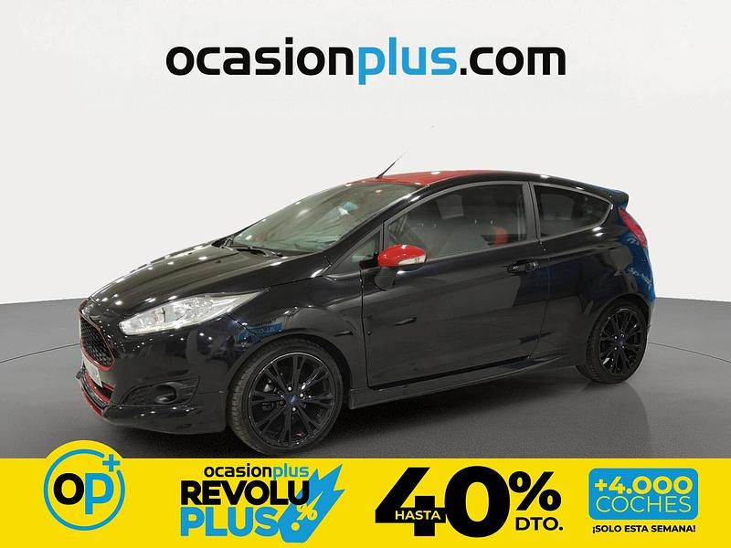 Usado Ford Fiesta 140 CV (102 kW) 2015 Negro Utilitario