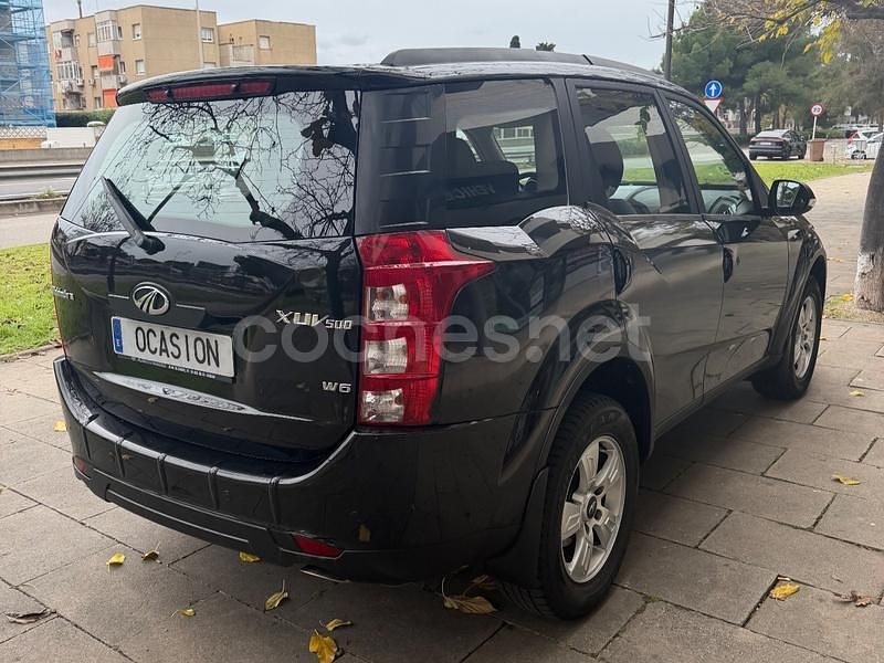 Usado Mahindra XUV500 140 CV (102 kW) 2014 Negro SUV