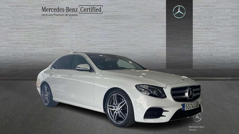 Usado Mercedes E220 AMG line 194 CV (142 kW) 2020 Blanco Berlina