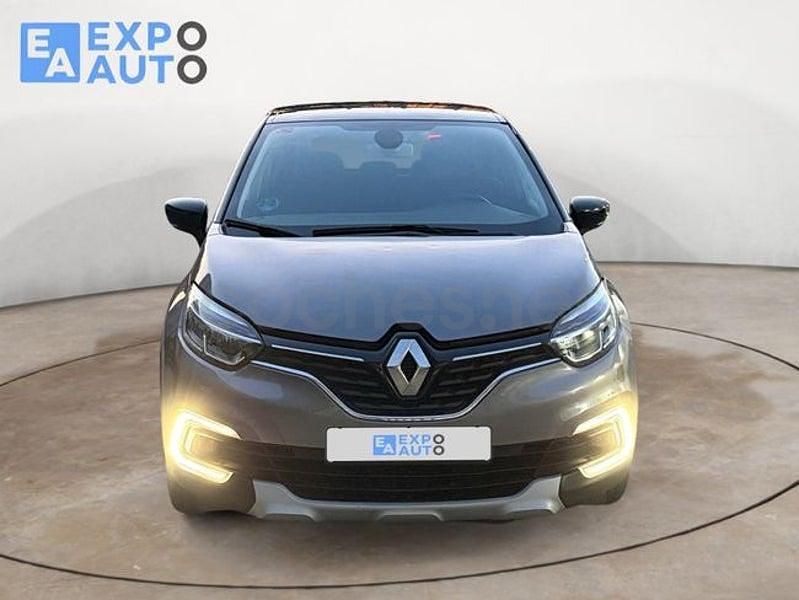 Usado Renault Captur Zen 130 CV (95 kW) 2019 Gris / plata SUV