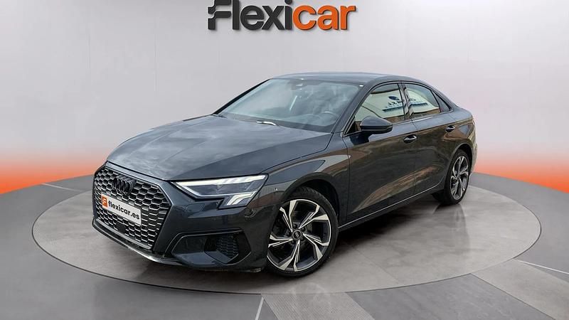 Usado Audi A3 Premium 110 CV (80 kW) 2023 Gris Berlina