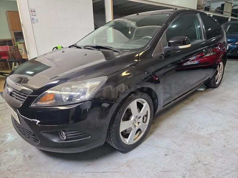 Usado Ford Focus Trend 115 CV (84 kW) 2008 Negro Berlina
