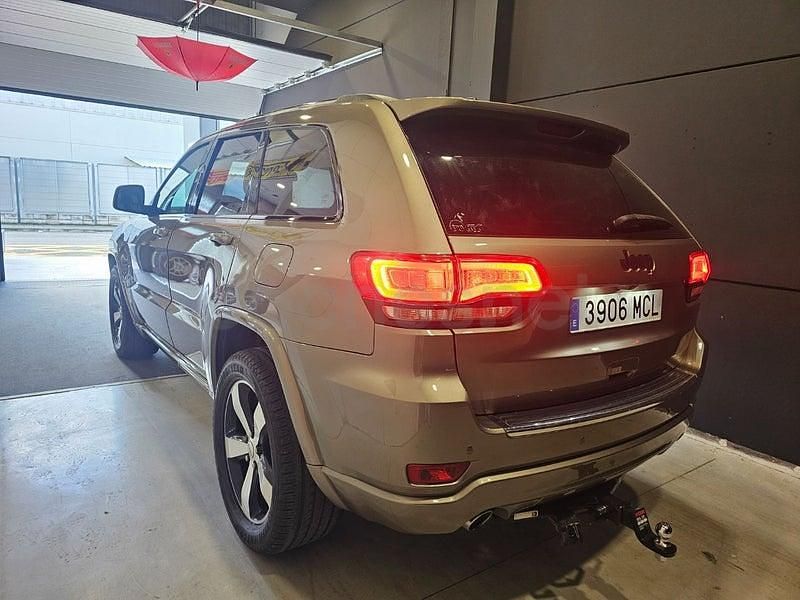 Usado Jeep Grand Cherokee Overland 352 HP (258 kW) 2016 Verde SUV