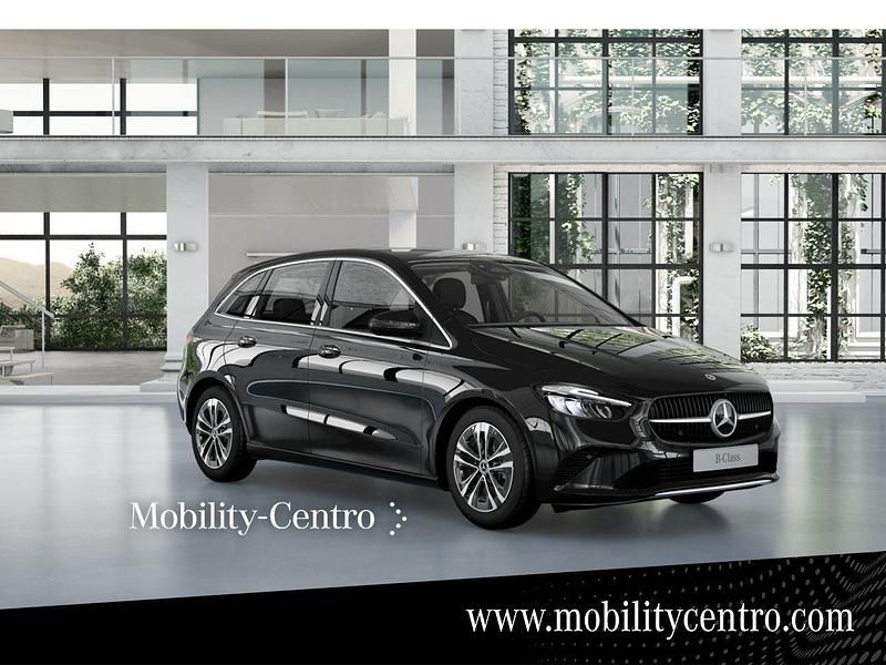 Negro Nuevo 2025 Mercedes B200 Monovolumen | 42.579 € - Imagen 1/4