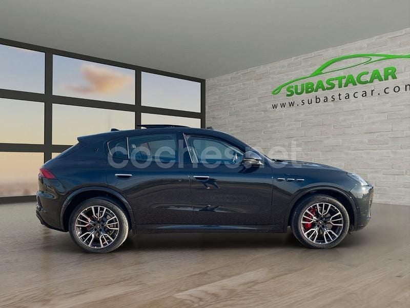 Usado Maserati Grecale 330 CV (242 kW) 2024 Negro SUV