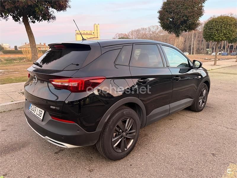 Usado Opel Grandland X Design & Tech 130 CV (95 kW) 2021 Negro SUV