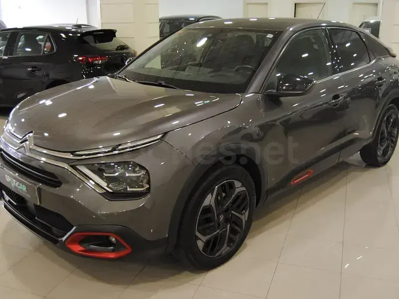 Usado Citroën C4 Feel 130 CV (95 kW) 2021 Gris / plata Berlina