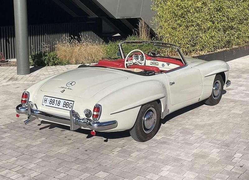 Usado Mercedes SL450 105 CV (77 kW) 1995 Blanco Coupe