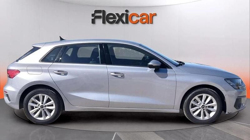 Usado Audi A3 Premium 110 CV (80 kW) 2023 Gris Berlina