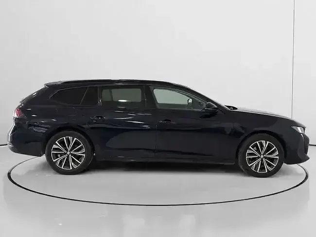 Usado Peugeot 508 Allure 130 CV (95 kW) 2022 Azul Familiar