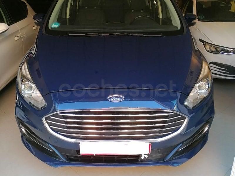 Usado Ford S-MAX Titanium 150 CV (110 kW) 2021 Azul Monovolumen