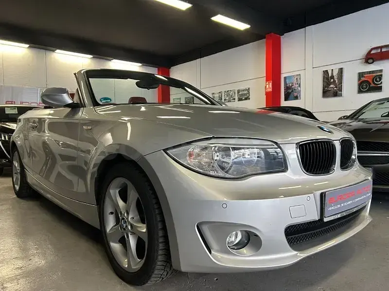 Usado BMW 118 Cabriolet 143 CV (105 kW) 2013 Gris / plata Descapotable