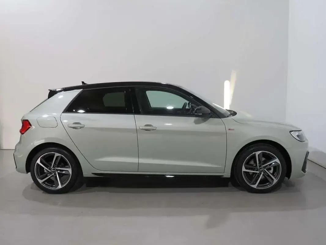 Usado Audi A1 Sportback 116 CV (85 kW) 2026 Plateado Utilitario