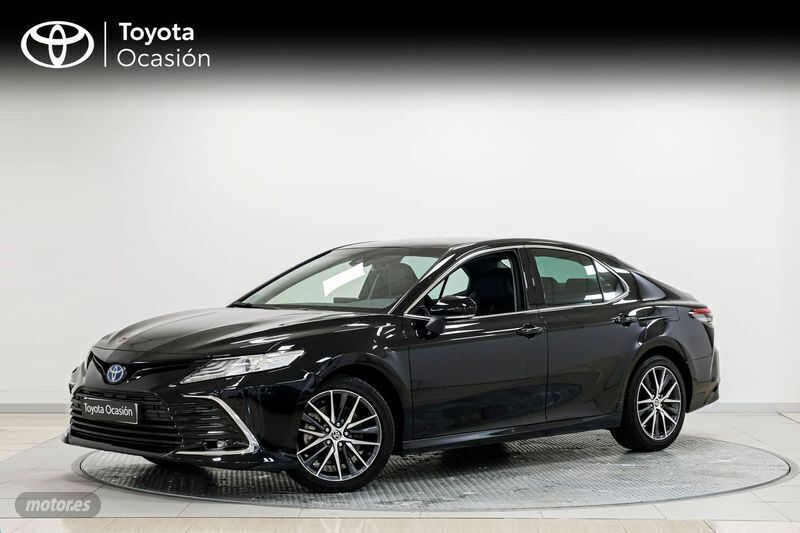 Usado Toyota Camry Luxury 218 CV (160 kW) 2021 Negro Berlina