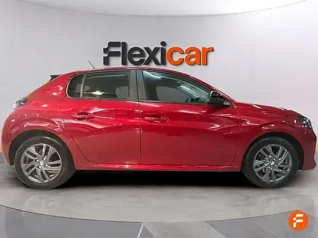 Usado Peugeot 208 Active 100 CV (73 kW) 2022 Rojo Utilitario
