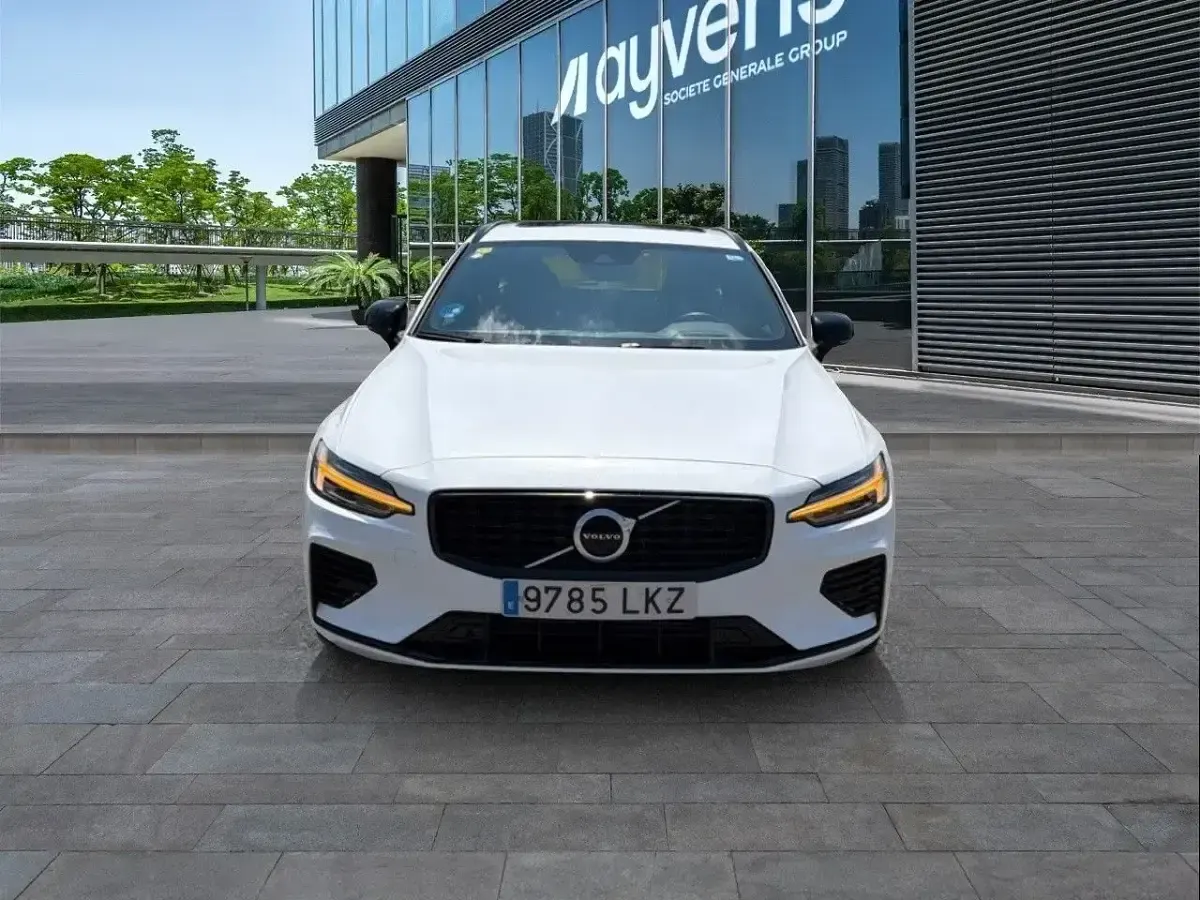 Usado Volvo V60 R-Design 392 CV (288 kW) 2020 Blanco Familiar