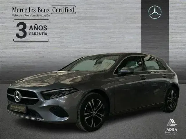 Usado Mercedes A250 218 CV (160 kW) 2025 Gris montaña