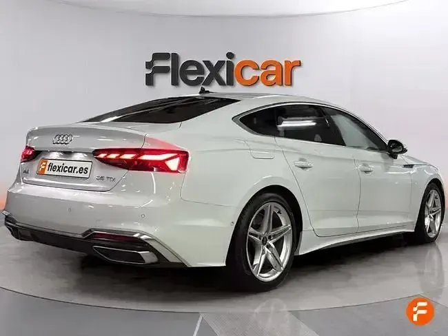 Usado Audi A5 Sportback Advanced Plus 163 CV (119 kW) 2023 Blanco Utilitario