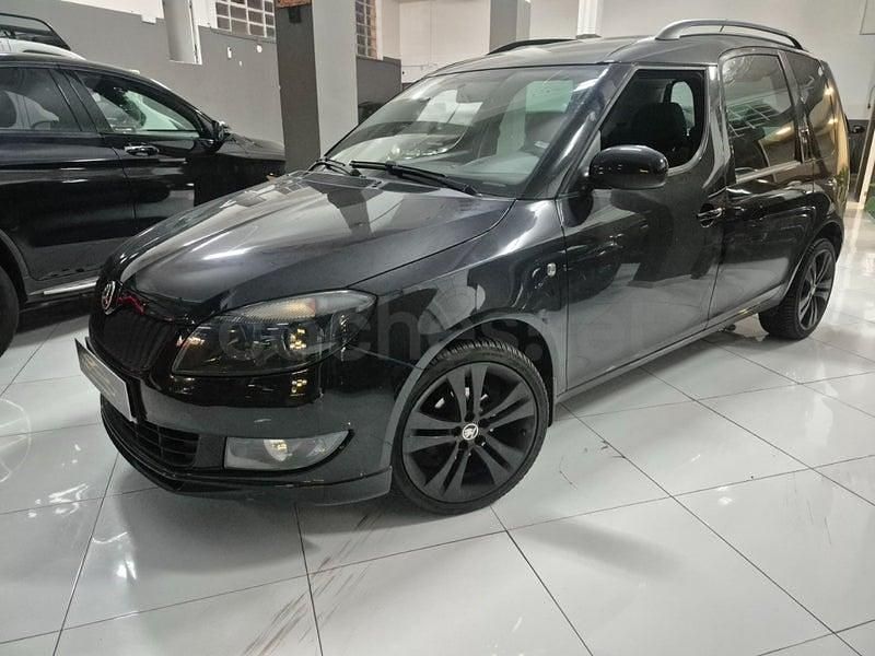 Usado Skoda Roomster 105 CV (77 kW) 2014 Negro Monovolumen