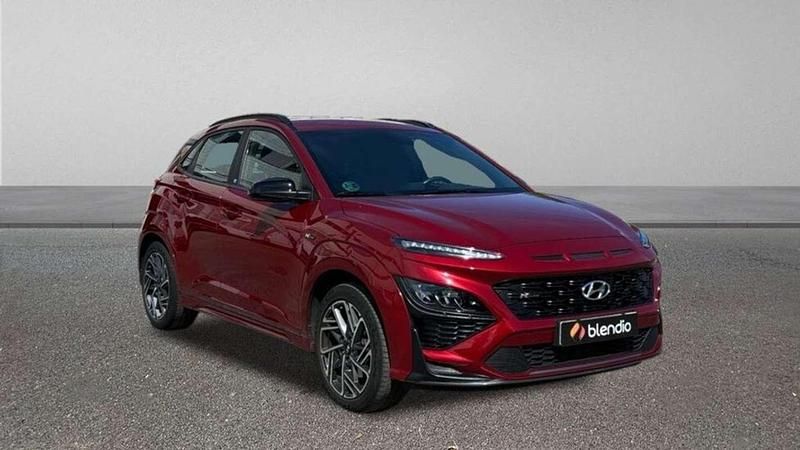 Usado Hyundai Kona N Line 121 CV (88 kW) 2023 Rojo SUV