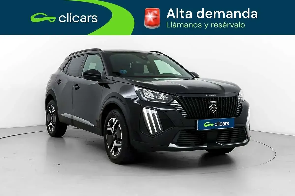 Usado Peugeot 2008 Allure 136 CV (100 kW) 2025 Negro SUV