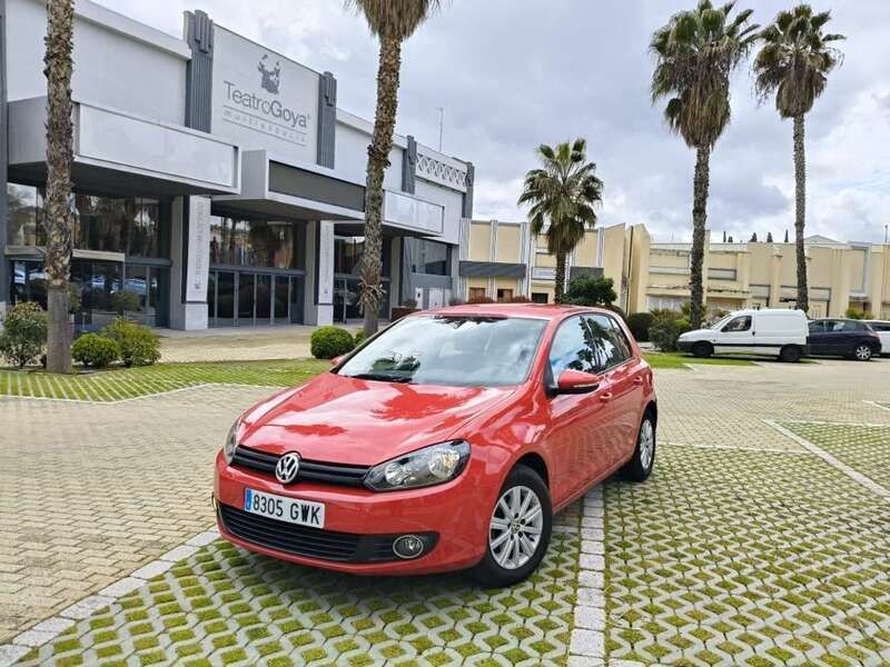 Rojo Usado 2009 VW Golf VI Advance Utilitario | 7900 € (Un poco caro) - Imagen 1/4