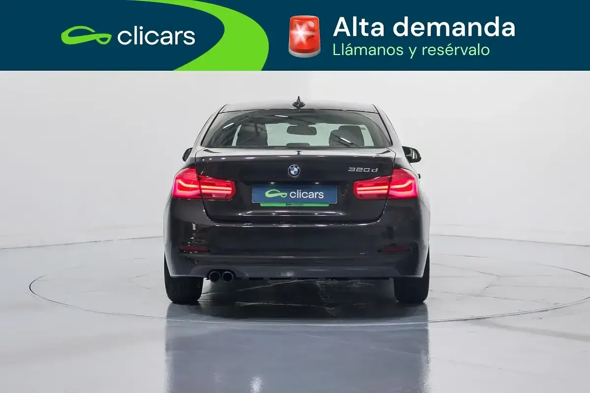 Usado BMW 320 Efficient Dynamics 163 CV (119 kW) 2016 Gris / plata Berlina