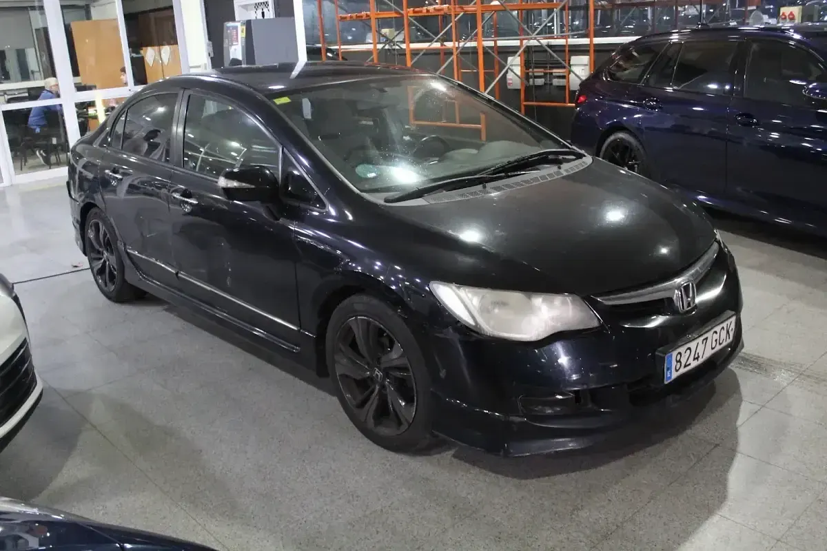 Usado Honda Civic Hybrid 115 CV (84 kW) 2008 Negro Berlina