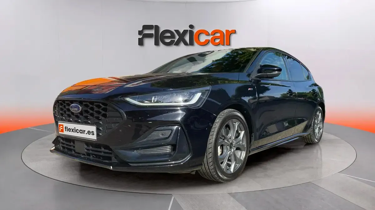 Usado Ford Focus ST-Line 155 CV (114 kW) 2023 Negro Berlina