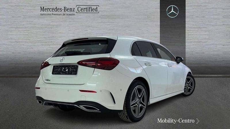 Usado Mercedes A180 109 CV (80 kW) 2024 Blanco Utilitario