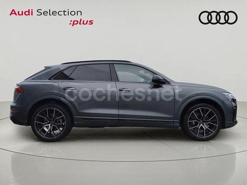 Usado Audi Q8 Premium 286 CV (210 kW) 2025 Gris / plata SUV