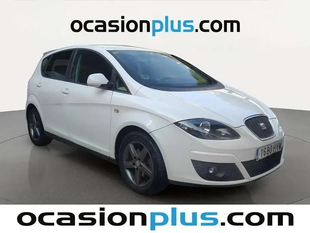 Usado Seat Altea Ecomotive 105 CV (77 kW) 2014 Blanco Monovolumen