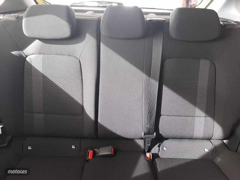Usado Hyundai i20 83 CV (61 kW) 2024 Lucid lime Utilitario
