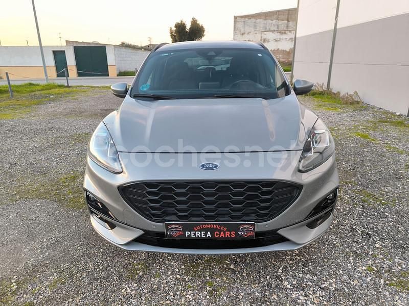Usado Ford Kuga ST-Line 150 CV (110 kW) 2022 Gris / plata SUV